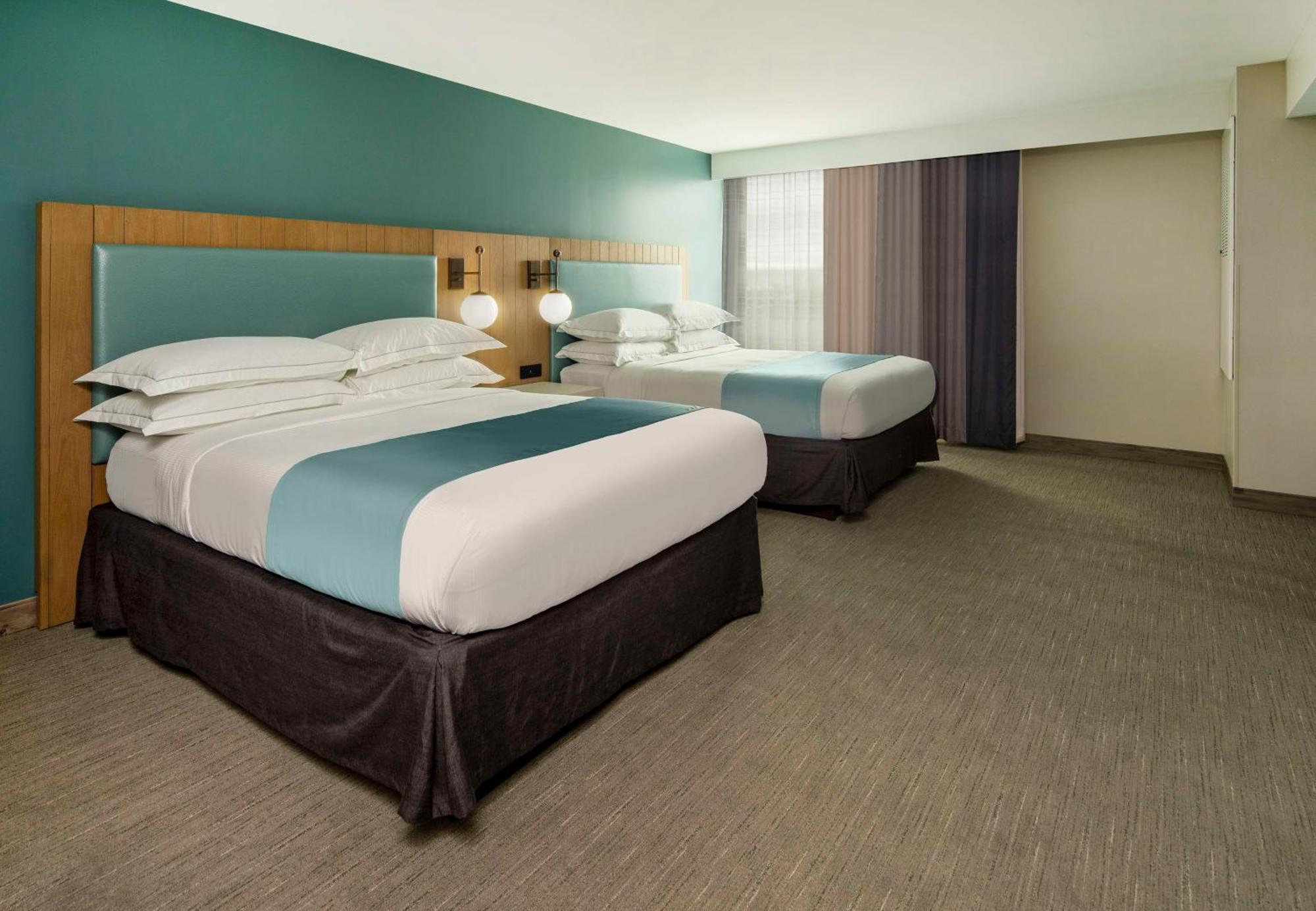 Suncoast Hotel Anaheim, Tapestry Collection By Hilton Exterior photo